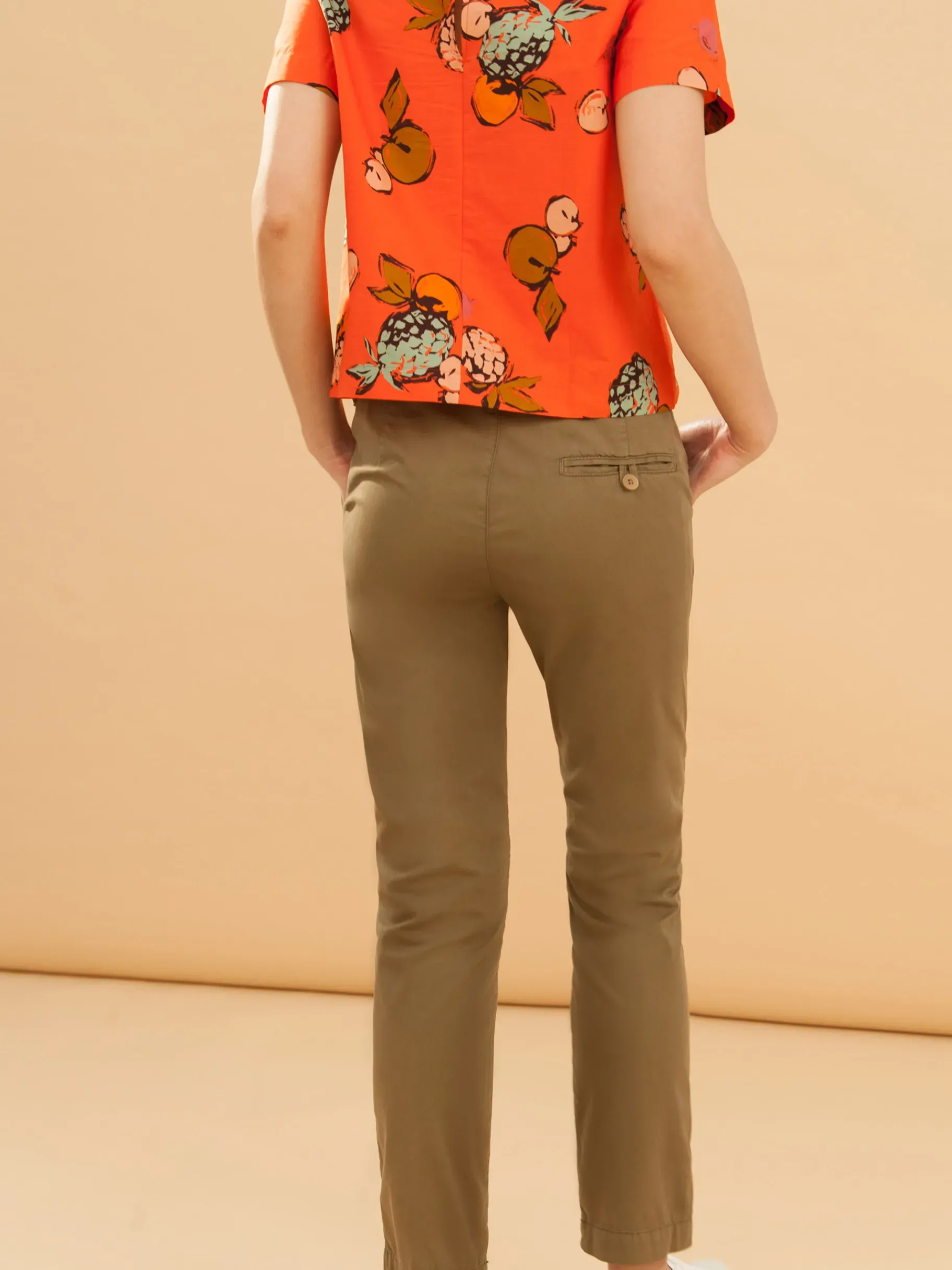 BENSIMON Pantalons<Pantalon chinoso KAKI